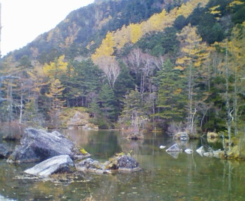 上高地明神池